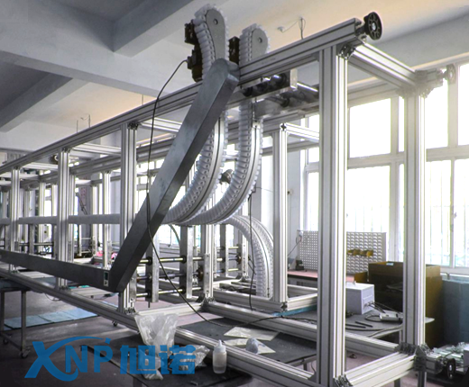 鋁型材提升機對新能源汽車零配件運輸的作用.png 鋁型材提升機對新能源汽車零配件運輸的作用.png